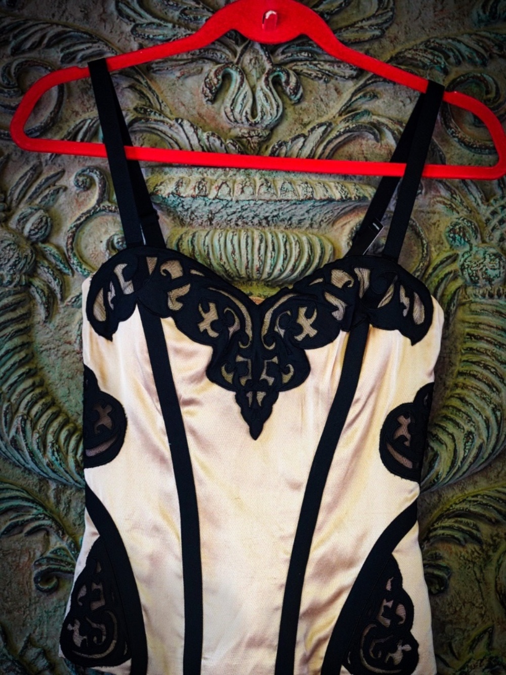 Bebe Champagne Satin & Black Lace Corset Top - Size XS - Picture 7 of 7